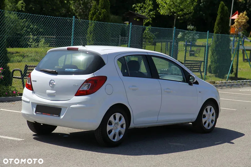 Opel Corsa 1.2 16V Enjoy - 2