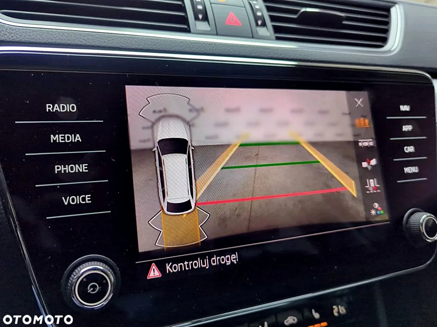 Skoda Superb 1.5 TSI ACT Ambition - 9