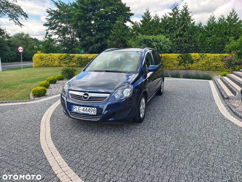 Opel Zafira - 4