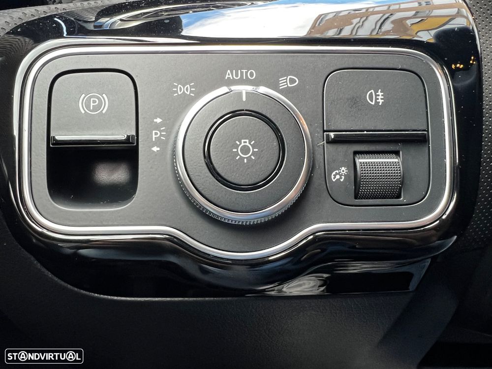 Mercedes-Benz A 180 d Style Plus - 15
