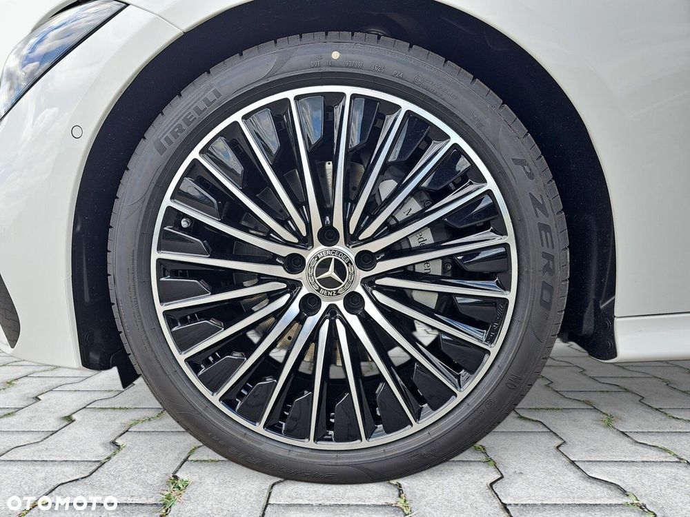 Mercedes-Benz CLE - 10