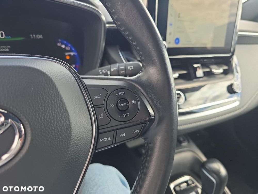 Toyota Corolla 1.8 Hybrid Comfort - 22