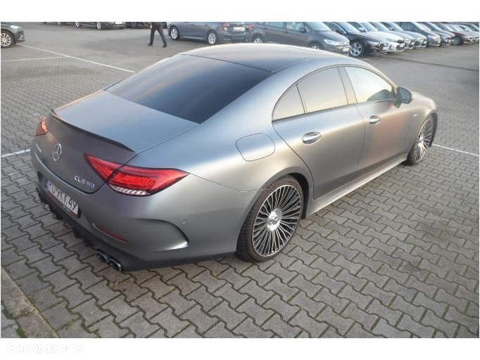 Mercedes-Benz CLS - 4