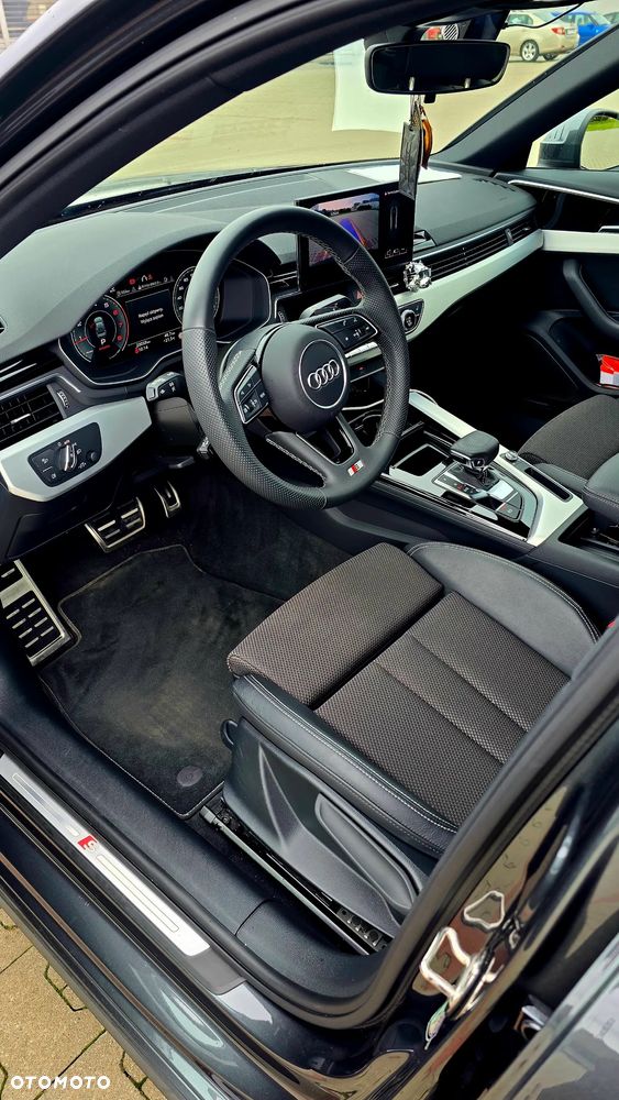 Audi A4 Limousine - 5