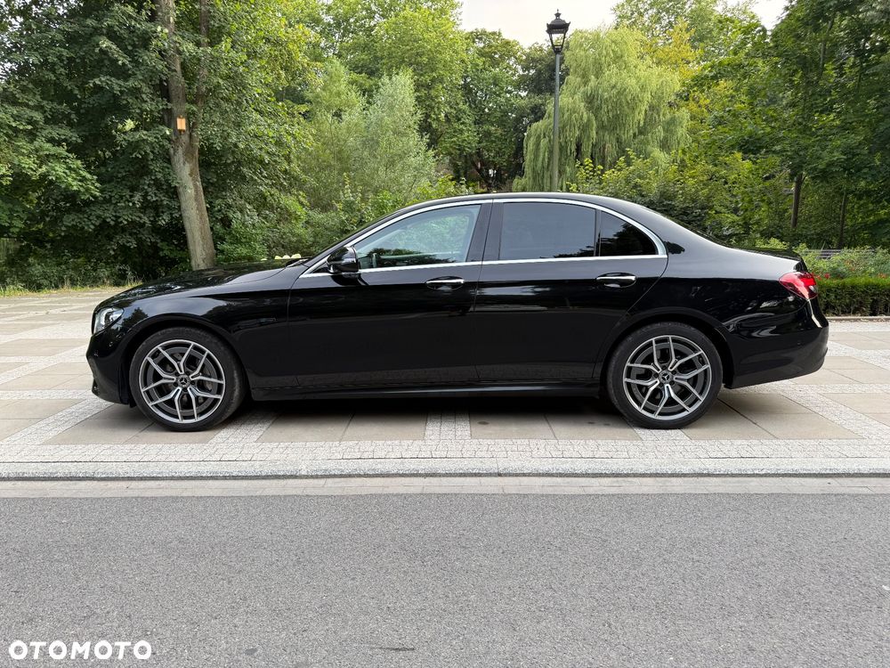 Mercedes-Benz Klasa E 300 de Avantgarde - 12