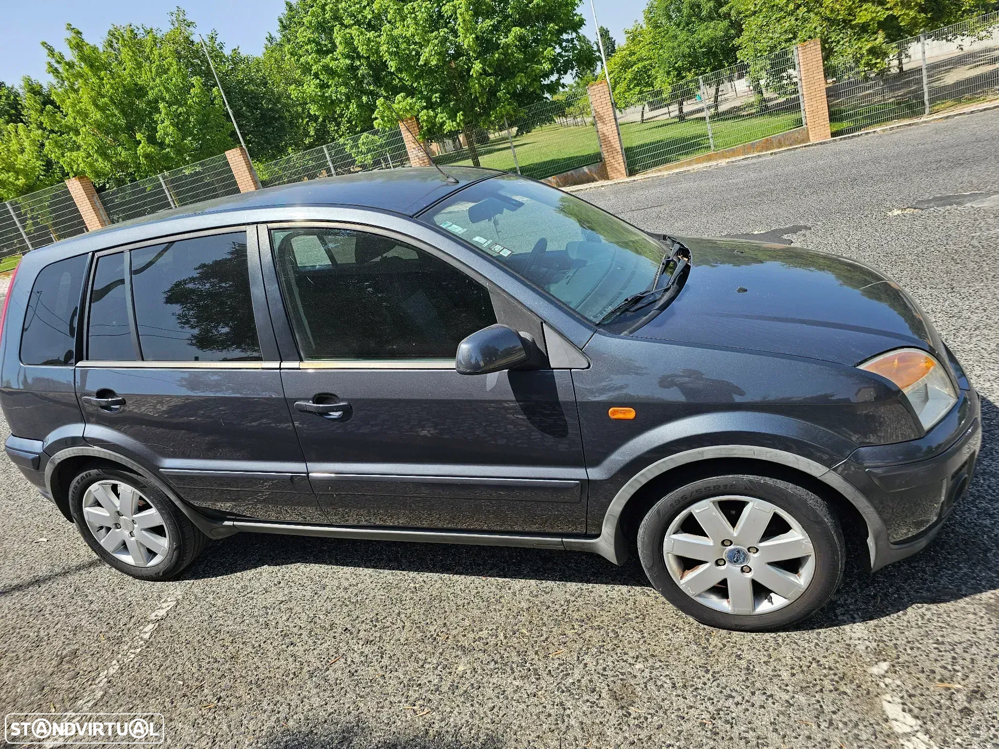 Ford Fusion 1.25 Trend - 13