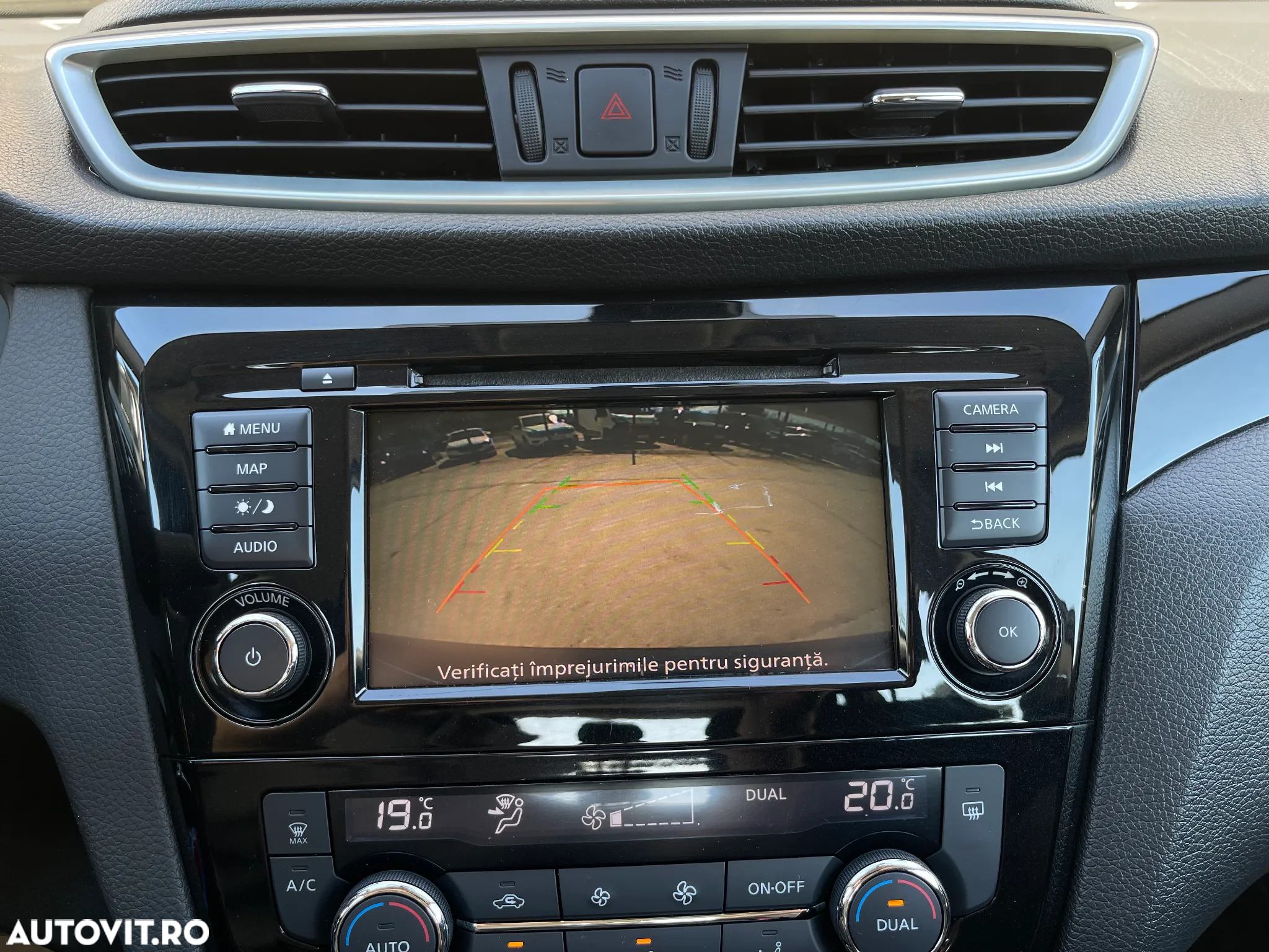 Nissan Qashqai 1.5 DCI DCT N-CONNECTA - 12