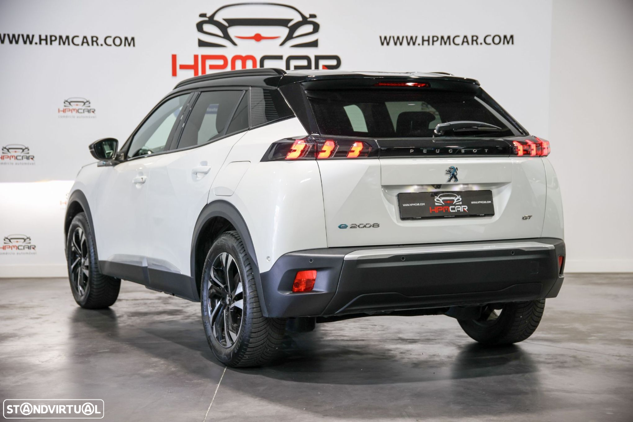 Peugeot e-2008 - 15