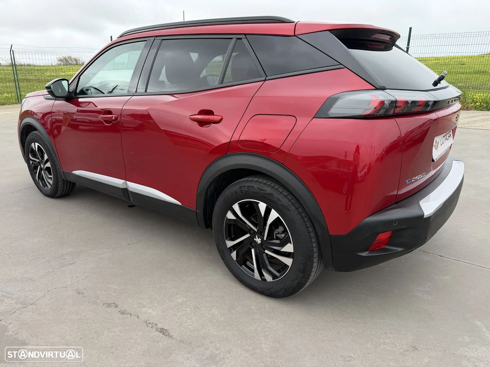 Peugeot e-2008 Allure - 4