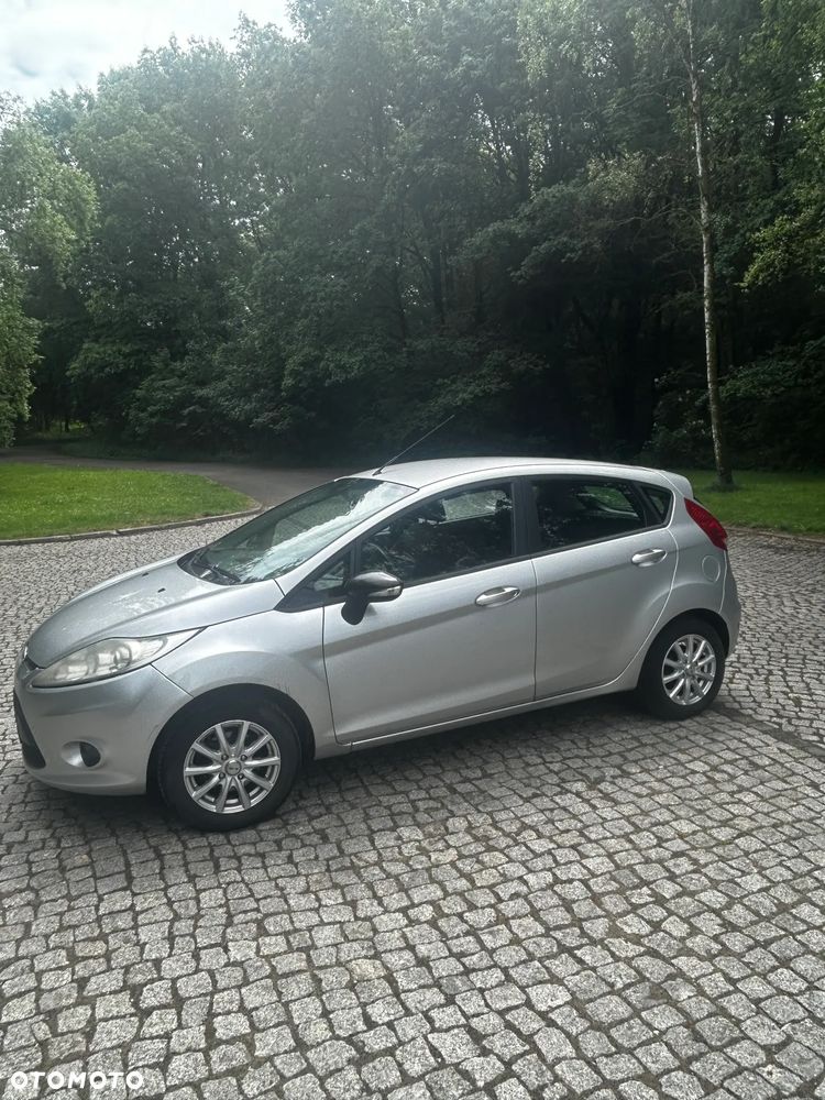 Ford Fiesta 1.25 Trend - 2
