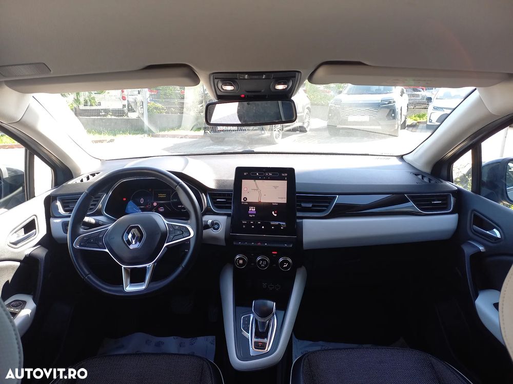 Renault Captur PHEV 160 Engineered - 12