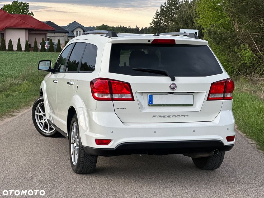 Fiat Freemont 2.0 Multijet 16V DPF Automatik Allrad Lounge - 18