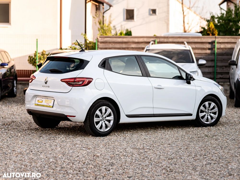 Renault Clio - 13