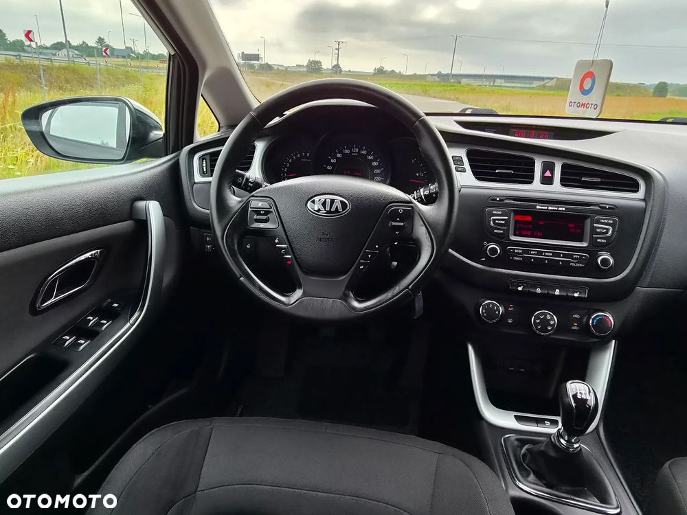Kia Ceed 1.6 GDI Vision - 4