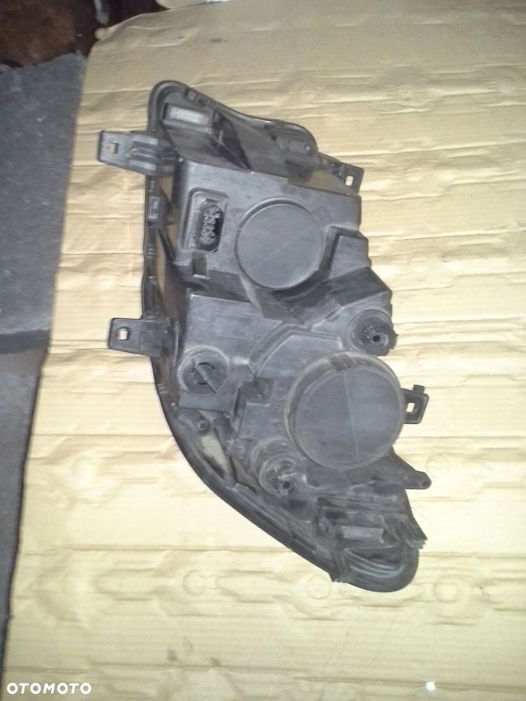 Mercedes Sprinter 907 lampy - 2