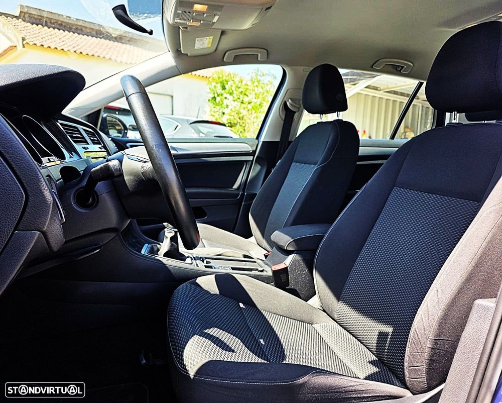 VW Golf 1.6 TDI Confortline - 10