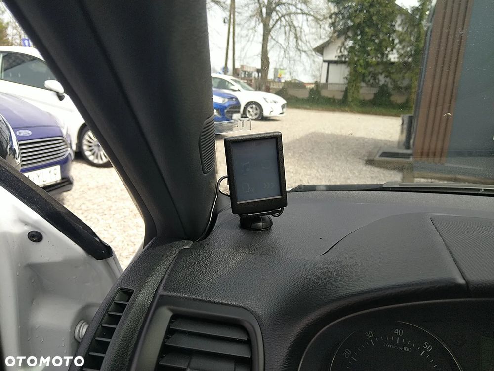 Skoda Fabia 1.2 TSI Monte Carlo - 16