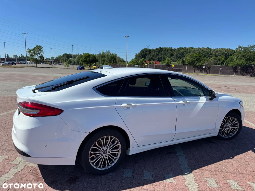 Ford Mondeo 2.0 EcoBlue Titanium - 13