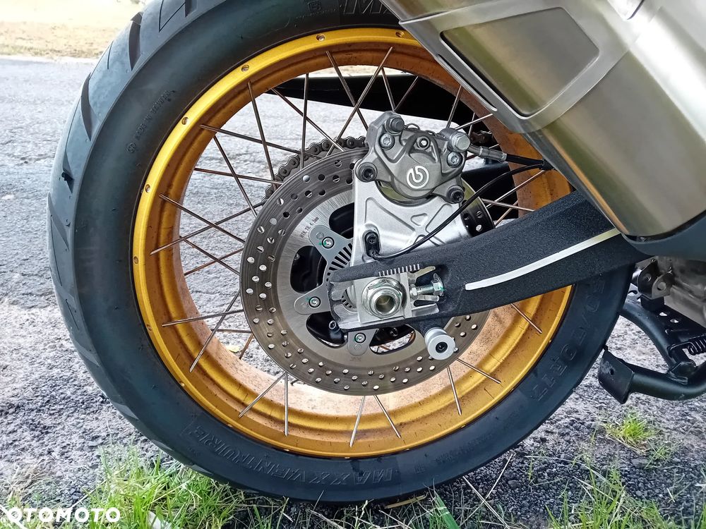 QJMOTOR SRT900SX - 16
