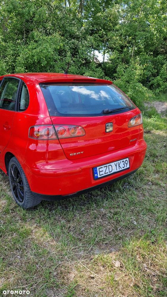 Seat Ibiza 1.4 16V Reference - 4