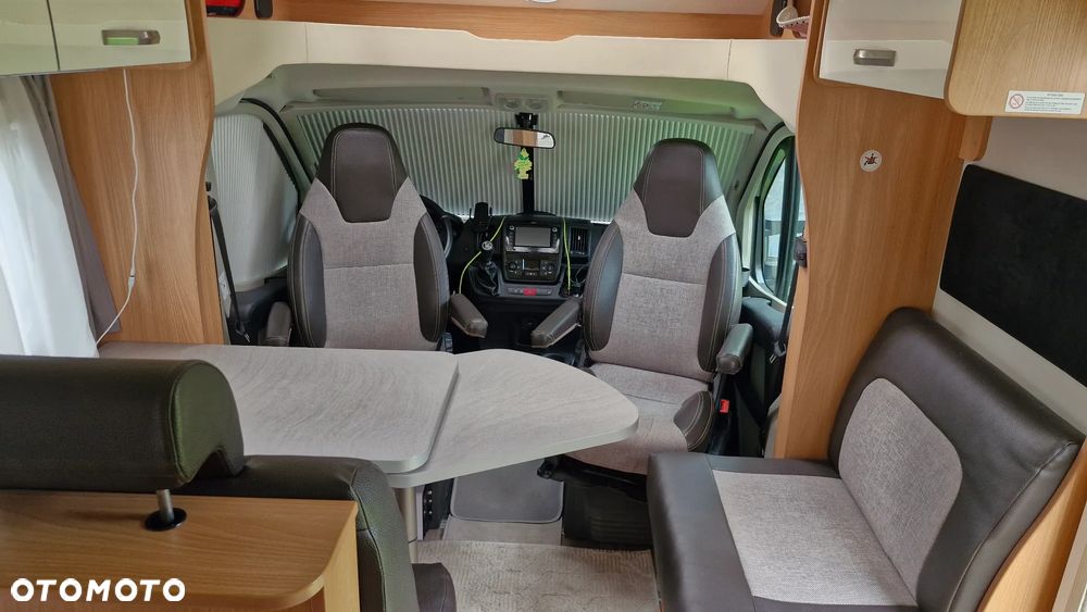 Peugeot Boxer kamper knaus - 10