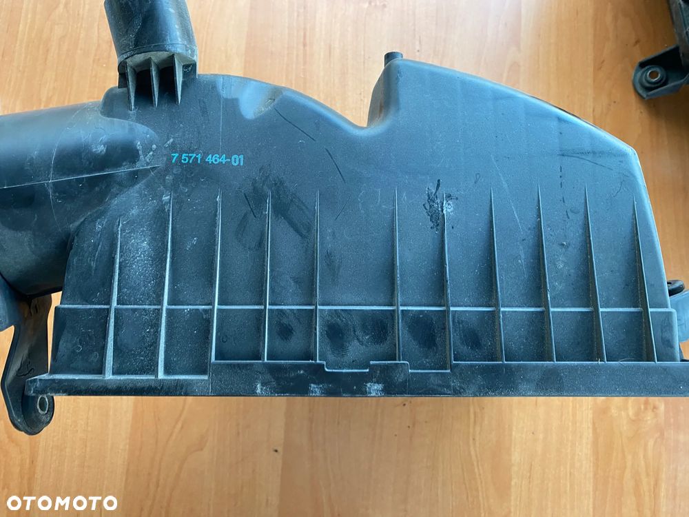 OBUDOWA FILTRA POWIETRZA BMW E61 757146401 - 3