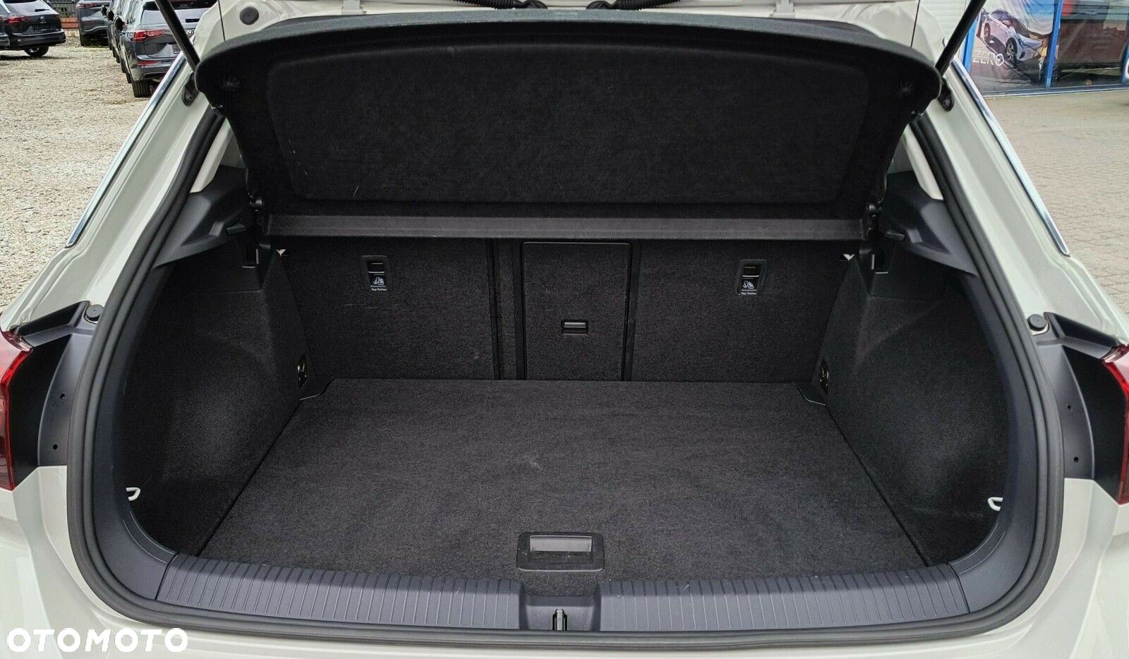 Volkswagen T-Roc 1.5 TSI Life DSG - 25