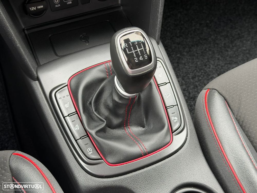Hyundai Kauai 1.0 T-GDi Premium Pele/Tec Ver.+Nav+Vision - 12
