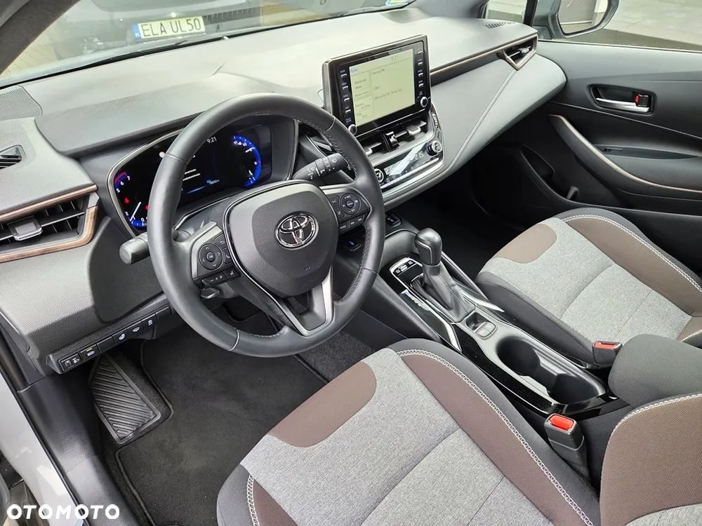 Toyota Corolla - 20
