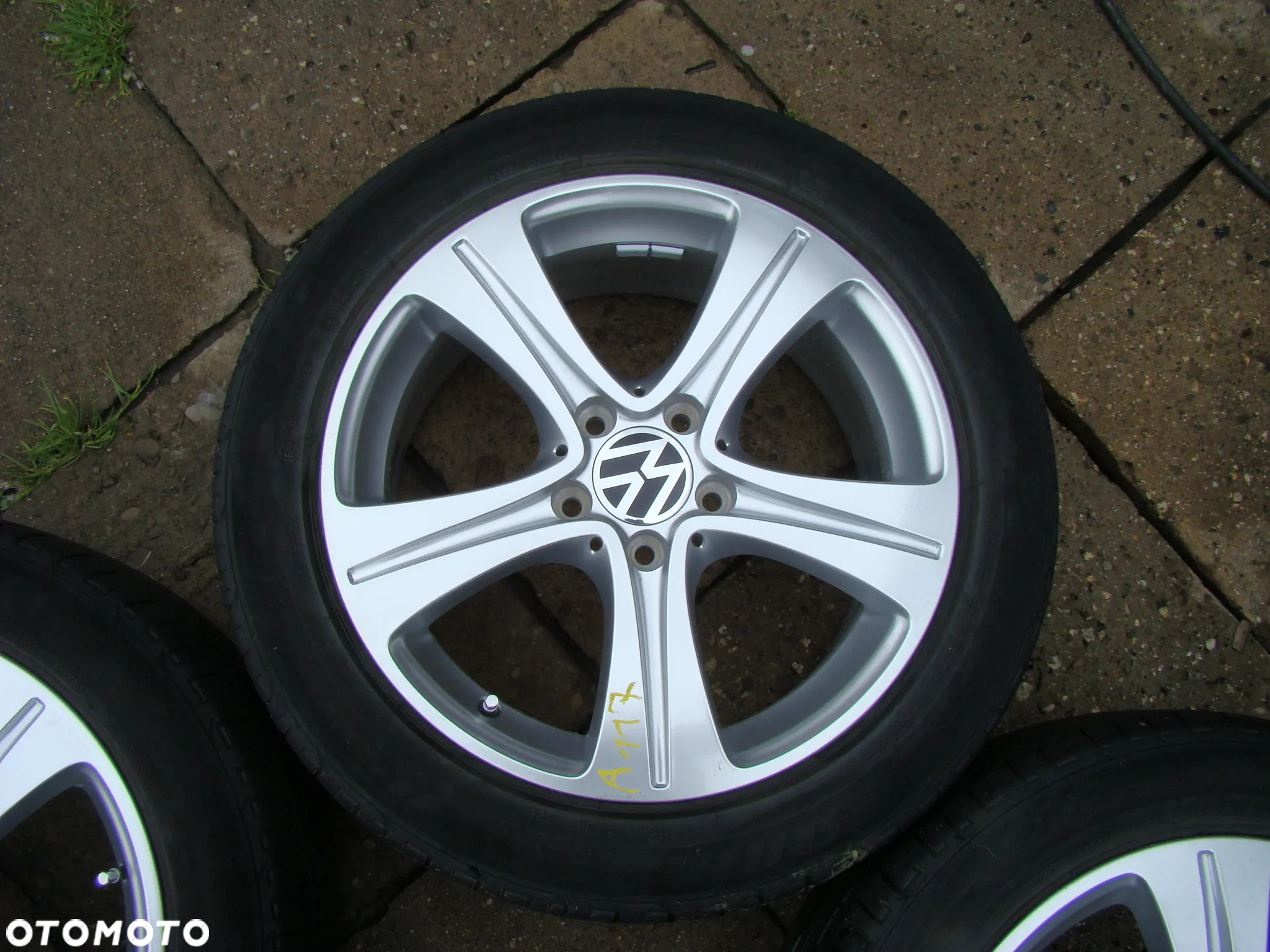 a117 5x112 VW T-Roc Passat B7 B8 Beetle Jetta Touran Caddy 7,5jx17 lato 225/50 - 5