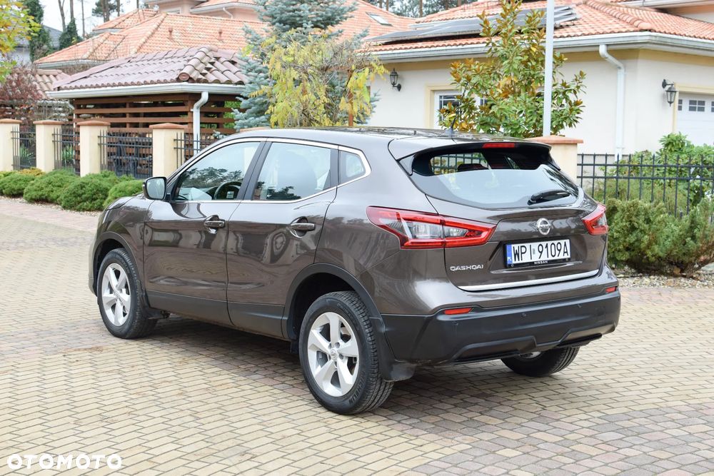 Nissan Qashqai 1.3 DIG-T ACENTA - 4