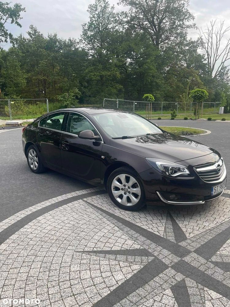 Opel Insignia - 1