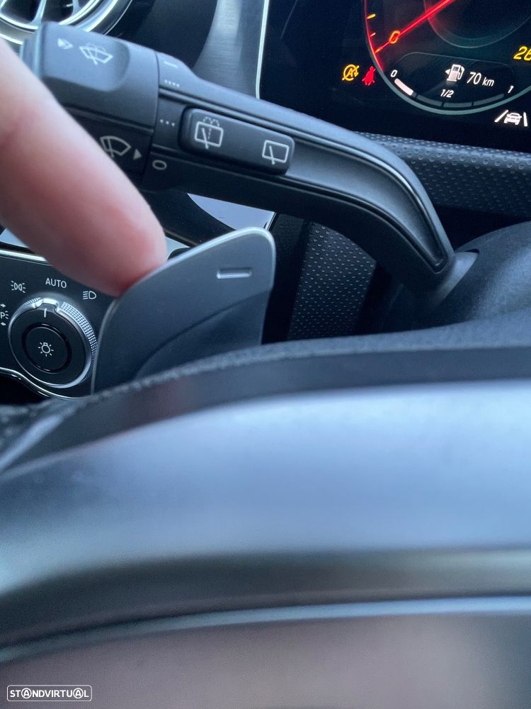 Mercedes-Benz A 200 4Matic 8G-DCT AMG Line - 20