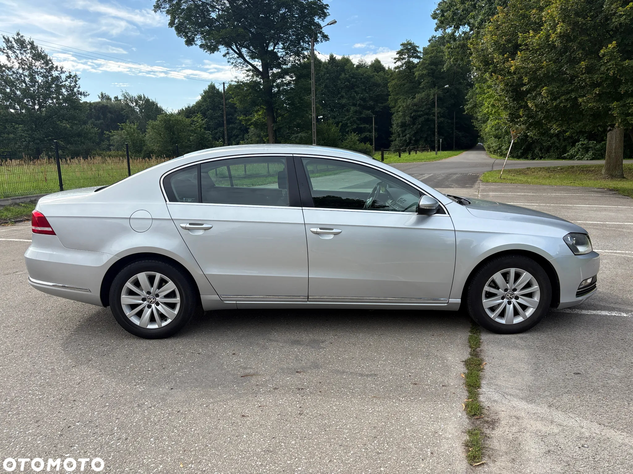 Volkswagen Passat 2.0 TDI DPF Comfortline - 5