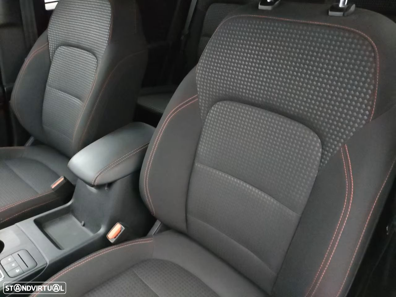 Ford Kuga 1.5 EcoBoost ST-Line - 5