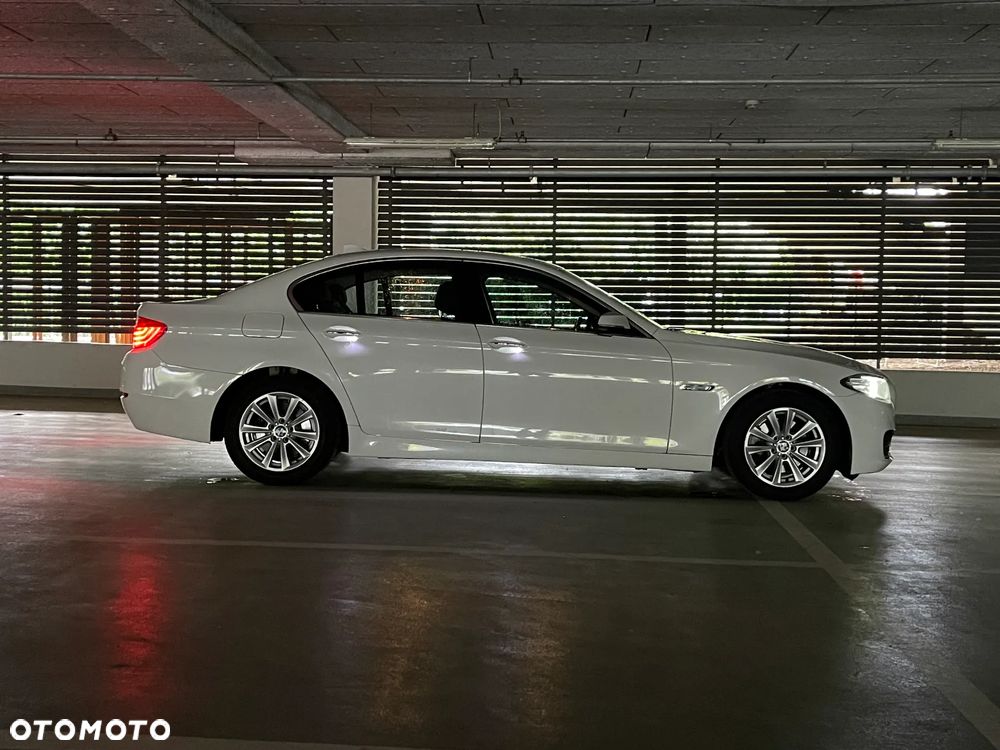 BMW Seria 5 518d Luxury Line - 5