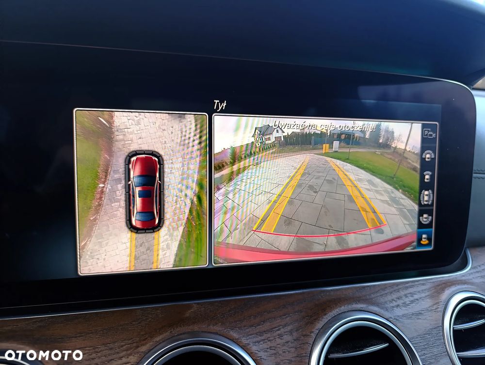 Mercedes-Benz Klasa E - 31