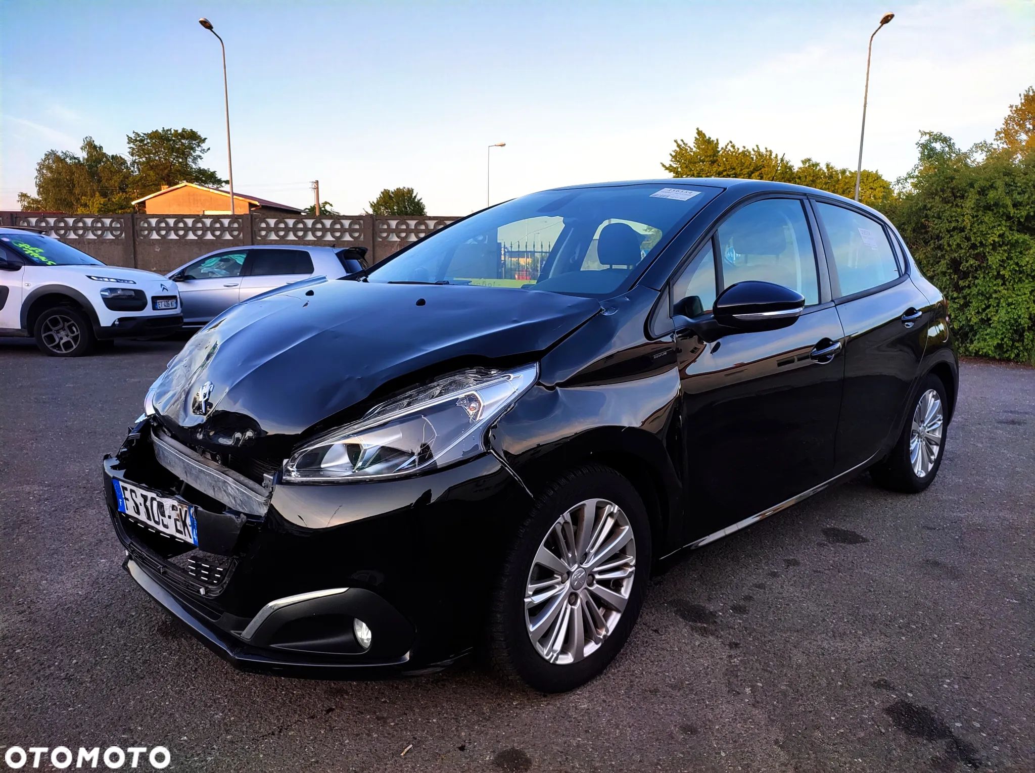 Peugeot 208 PureTech 82 Start & Stop Allure - 1