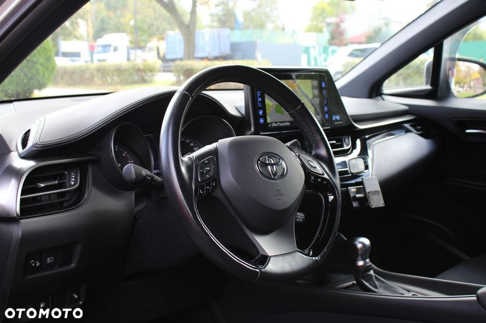Toyota C-HR 1.2 T GPF Premium CVT 4x4 - 24