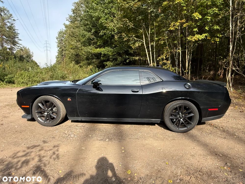 Dodge Challenger 6.4 Scat Pack - 14