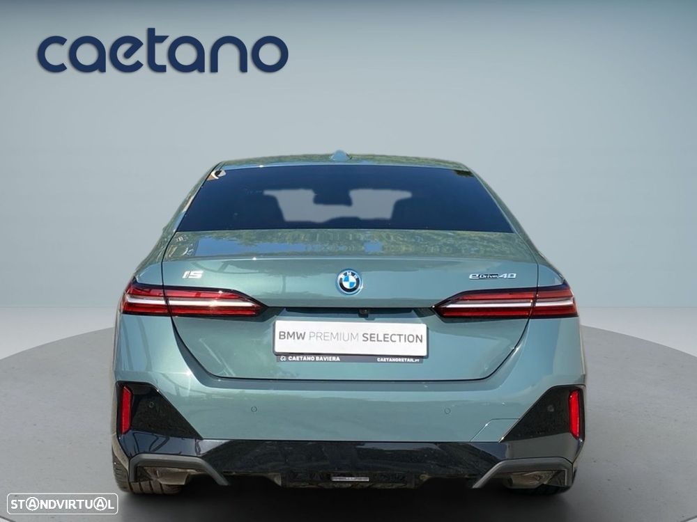 BMW i5 eDrive40 Pack Desportivo M - 23