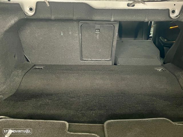 Mercedes-Benz E 300 BLUETEC Hybrid Avantgarde 107g - 26