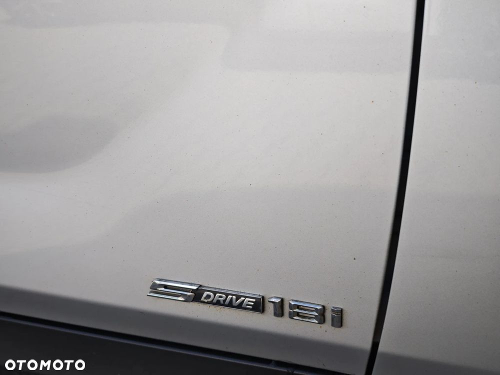 BMW X1 sDrive18i - 30