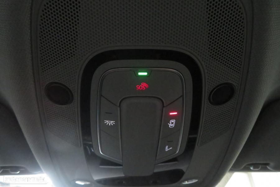 Audi A4 Avant 35 TDI Design S tronic - 11