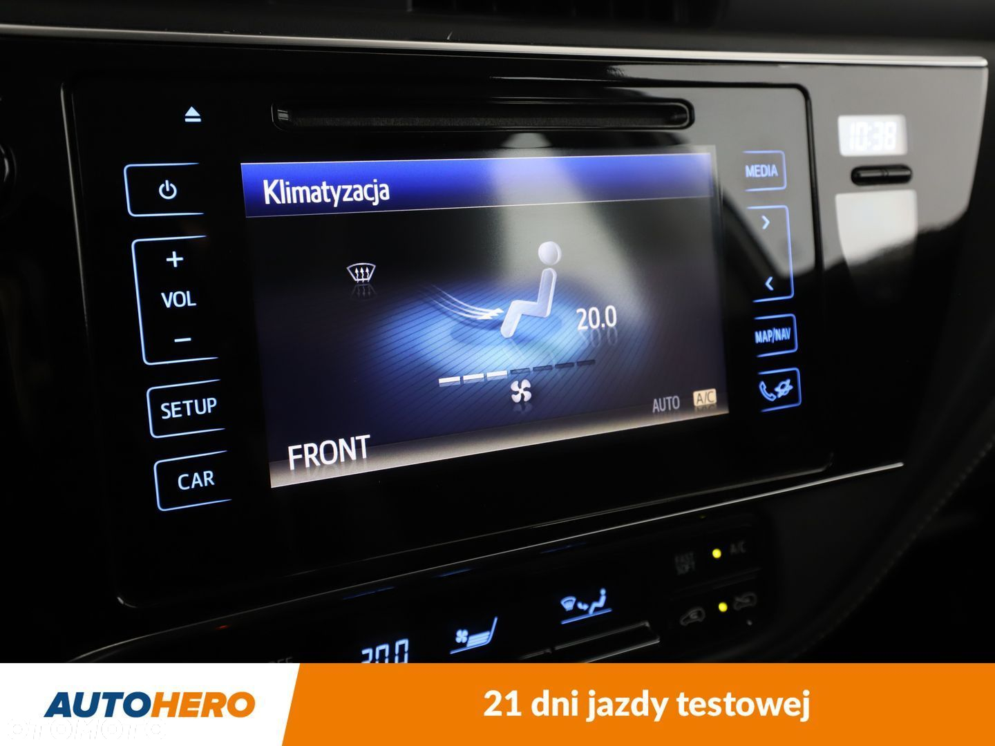 Toyota Auris - 25