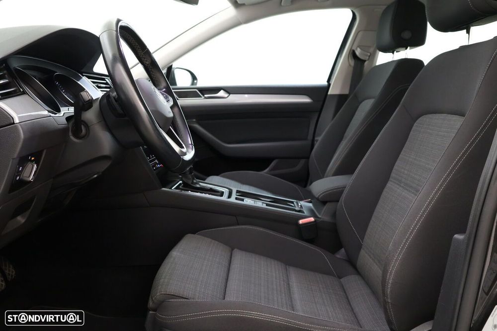 VW Passat Variant 2.0 TDi Business DSG - 5