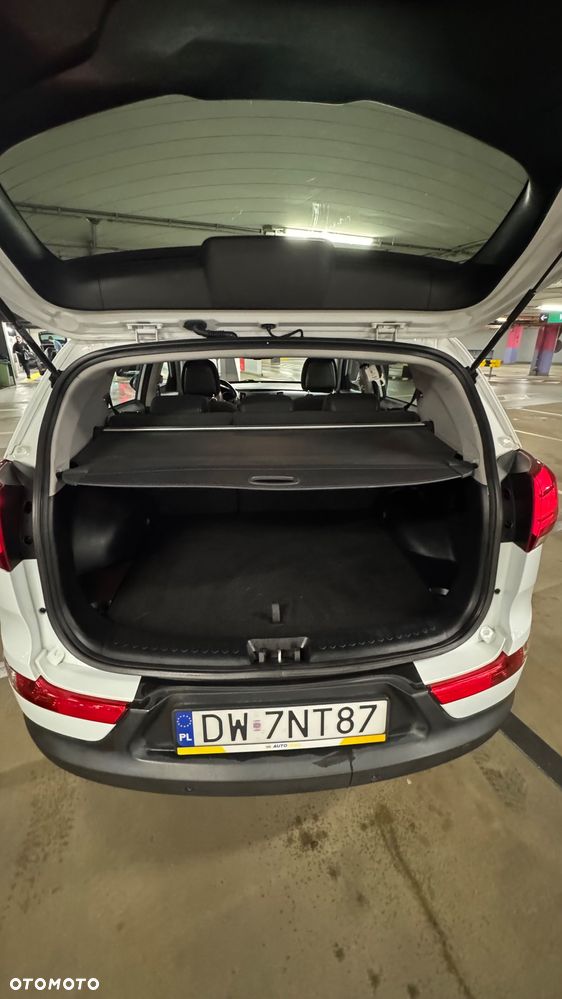 Kia Sportage 2.0 CRDI L AWD - 6