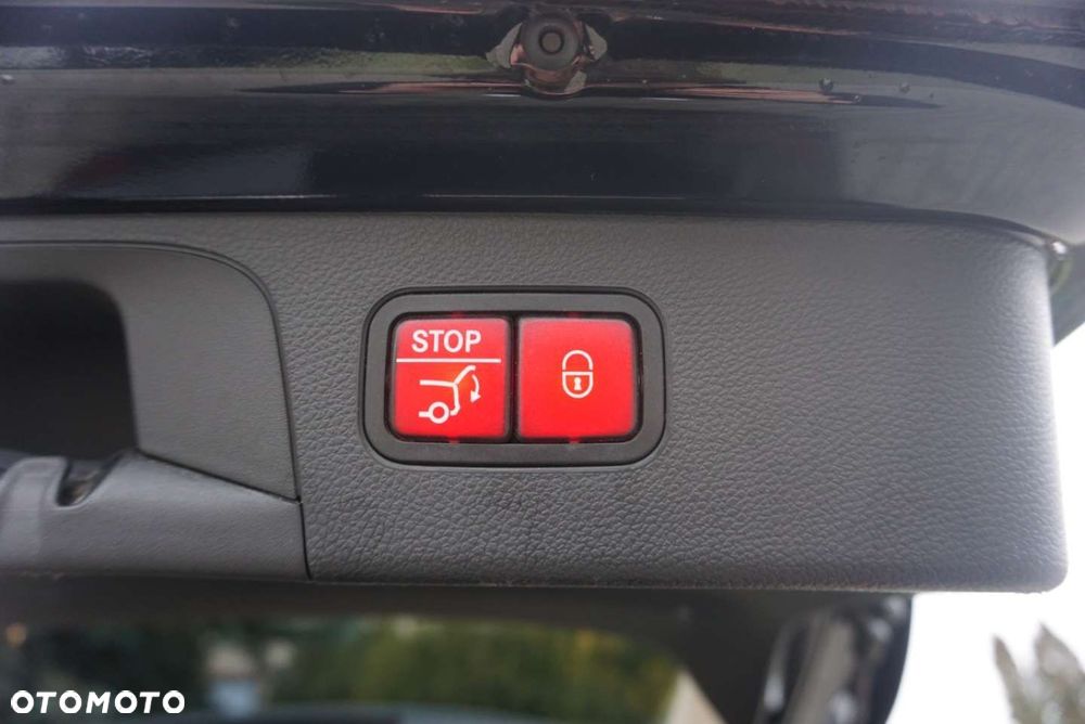 Mercedes-Benz GLC - 18