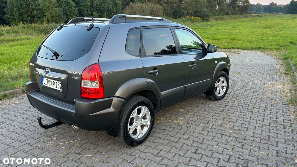 Hyundai Tucson 2.0 CRDi VGT 4WD GLS - 10