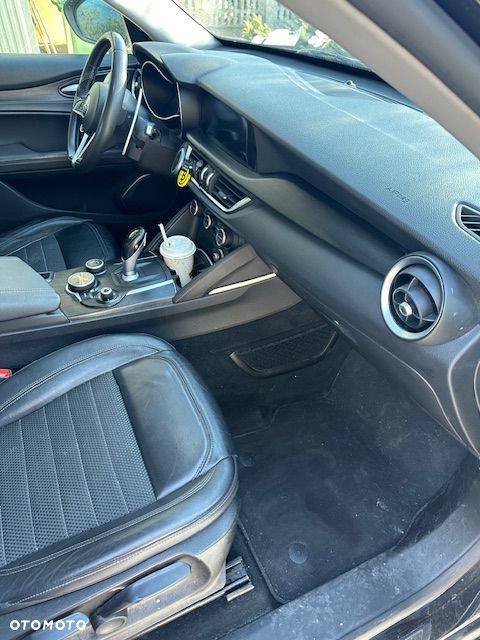 Alfa Romeo Stelvio 2.0 Turbo Q4 - 11